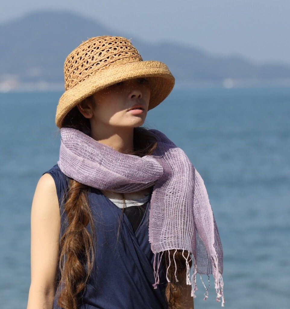 麻のゆらぎRIN人物着用画像