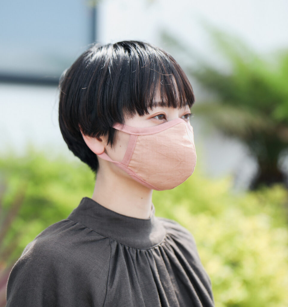 ﾍﾟﾀﾙ布マスク着用画像