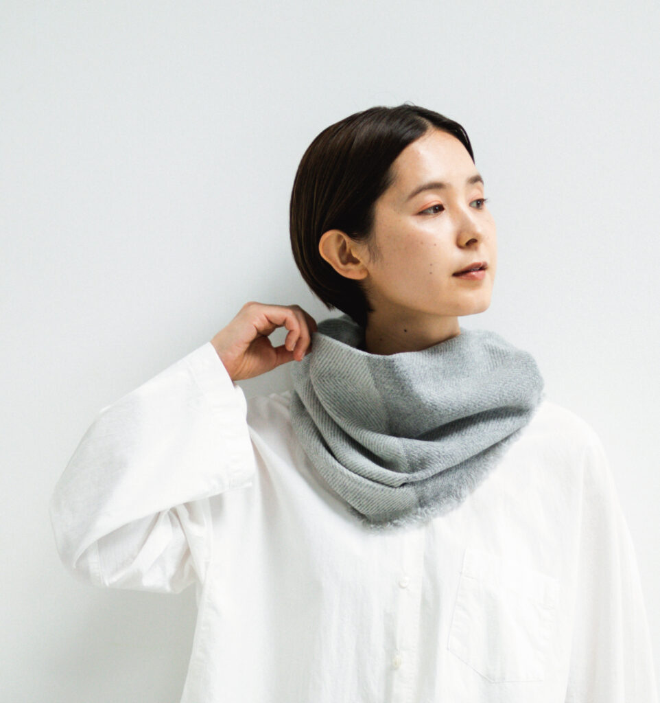 NECKABLE　ウールスヌード着用画像