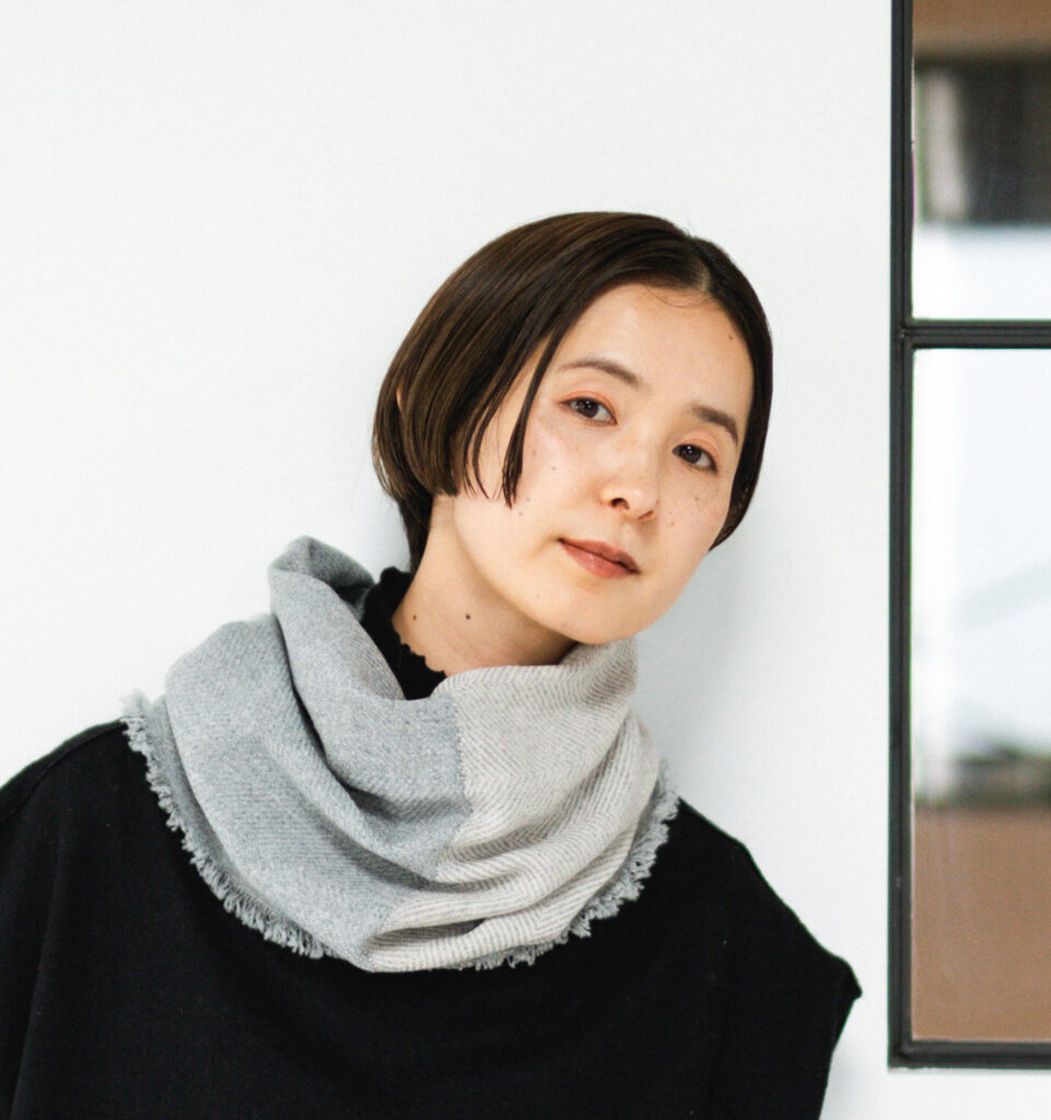 NECKABLE　ウールスヌード着用画像