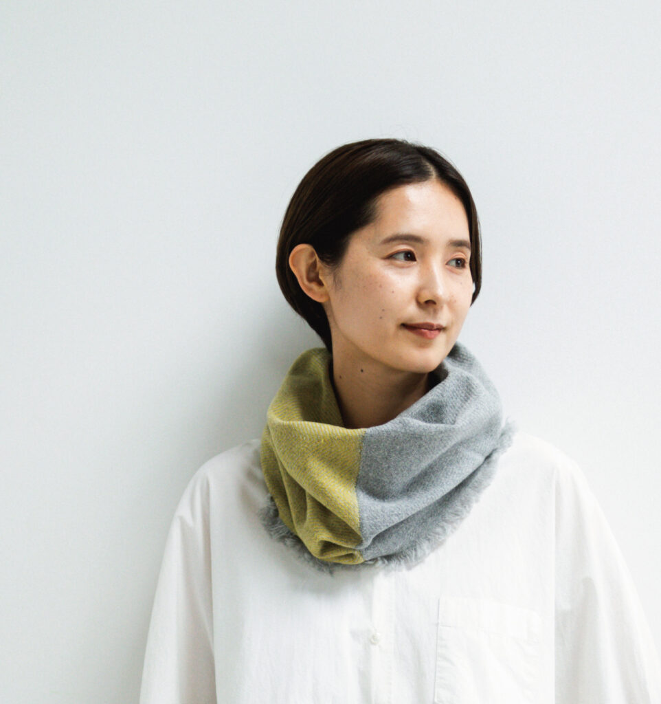 NECKABLE ウールスヌード着用画像