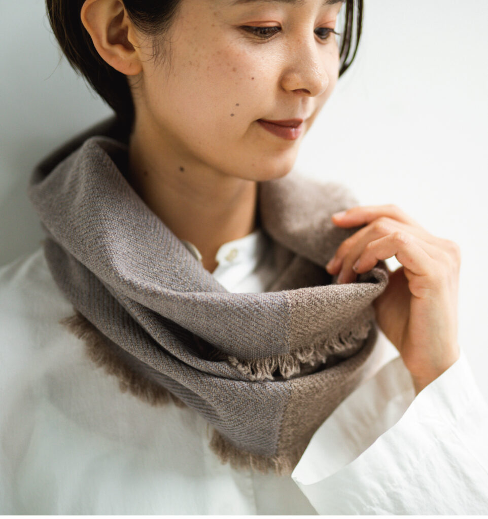 NECKABLE　ウールスヌード着用画像