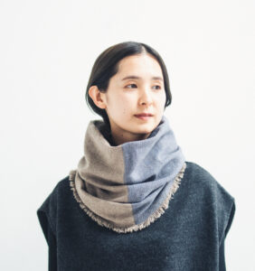 NECKABLE ウールスヌード着用画像