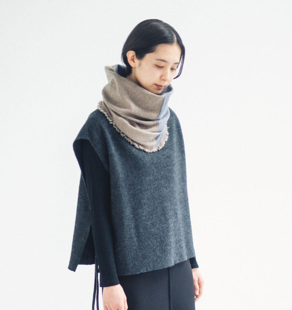 NECKABLE ウールスヌード着用画像