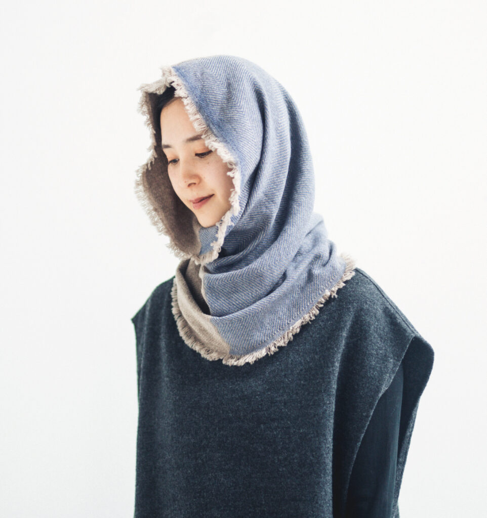NECKABLE　ウールスヌード着用画像