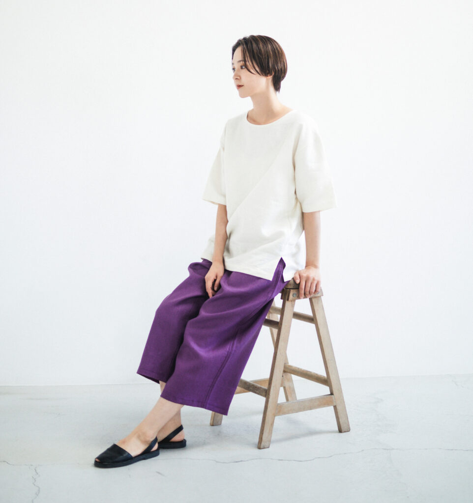 loosy8 八分丈パンツ紫色　着用画像　