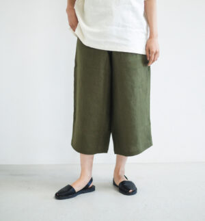 loosy8 八分丈パンツカーキ色　着用画像　