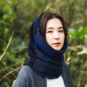 NECKABLEウールスヌードチェック かぶるスヌード画像