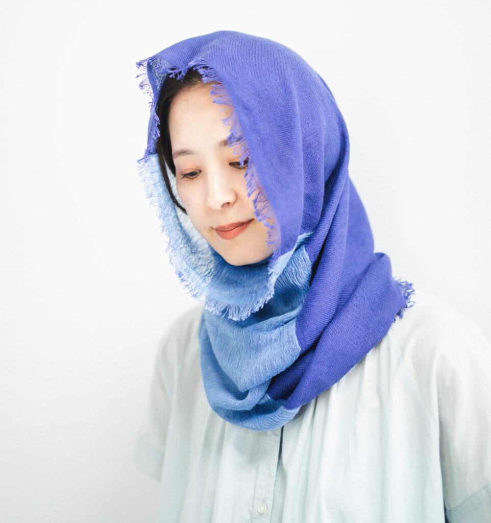 NECKABLE シルクコットン スヌード 着用画像