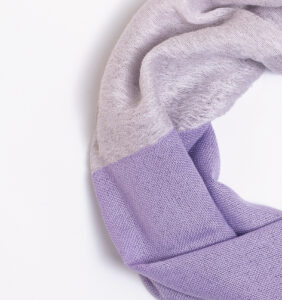 NECKABLE シルクコットン　　スヌード　着用画像
