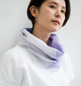 NECKABLE シルクコットン　　スヌード　着用画像
