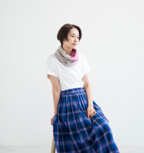 NECKABLE シルクコットン　　スヌード　着用画像